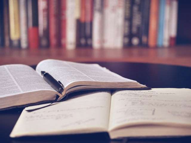 aaron-burden-QJDzYT_K8Xg-unsplash aaron-burden-QJDzYT_K8Xg-unsplash